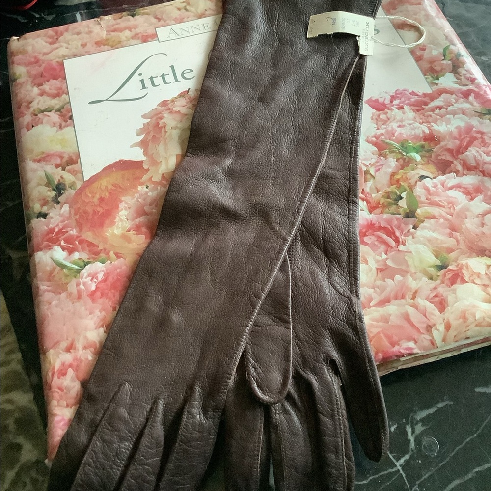 NWT Hudson’s vintage lambskin leather longline gloves made in France size 6
